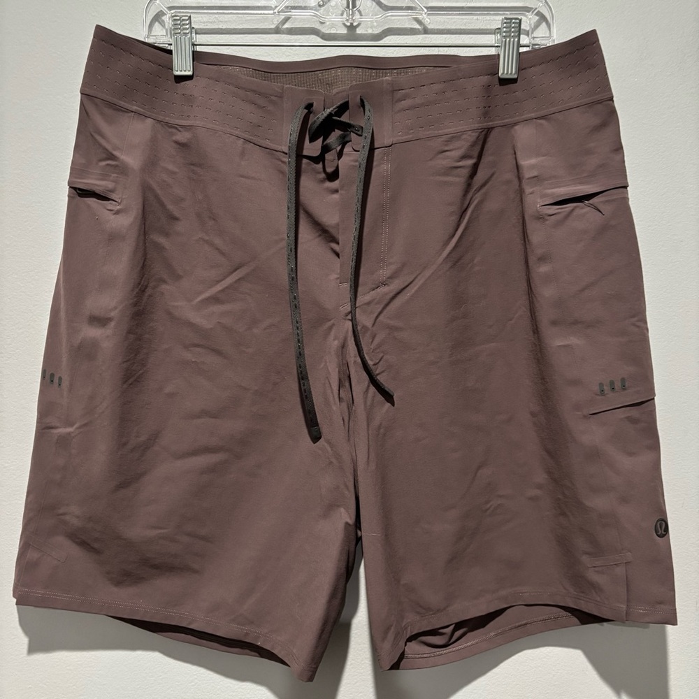 NWOT Lululemon current state board swimming shorts